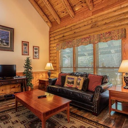 Great Wolf Cabin In Pigeon Forge! Villa Eksteriør billede