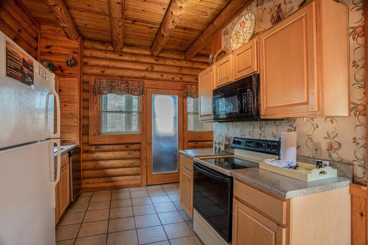 Great Wolf Cabin In Pigeon Forge! Villa Eksteriør billede