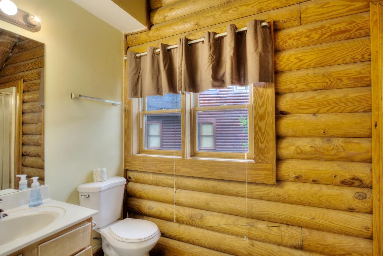 Great Wolf Cabin In Pigeon Forge! Villa Eksteriør billede