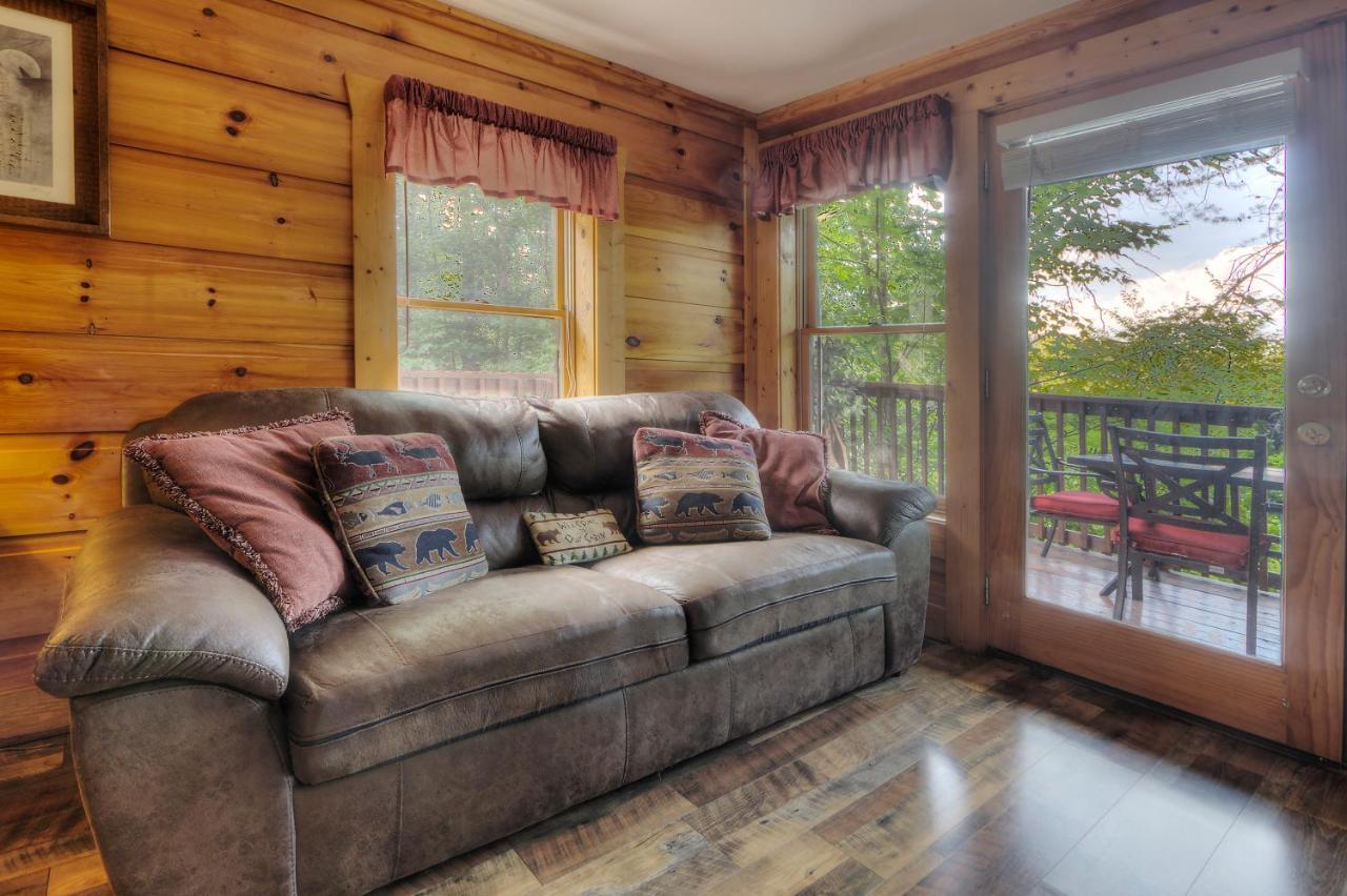 Great Wolf Cabin In Pigeon Forge! Villa Eksteriør billede